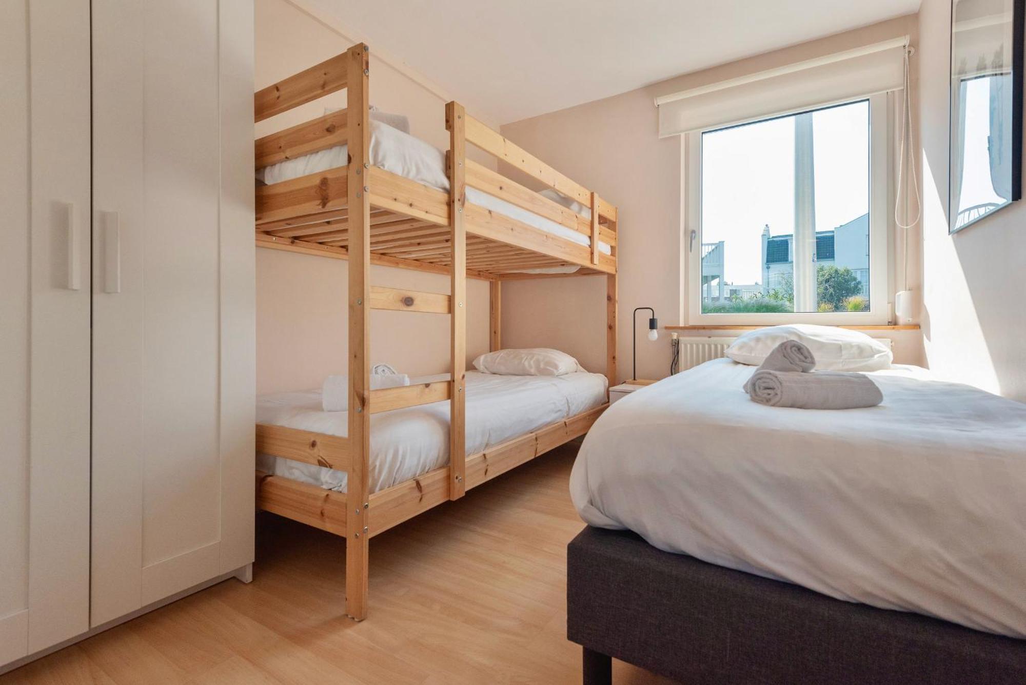 Spacious Family Holiday Home Зандфорт Экстерьер фото